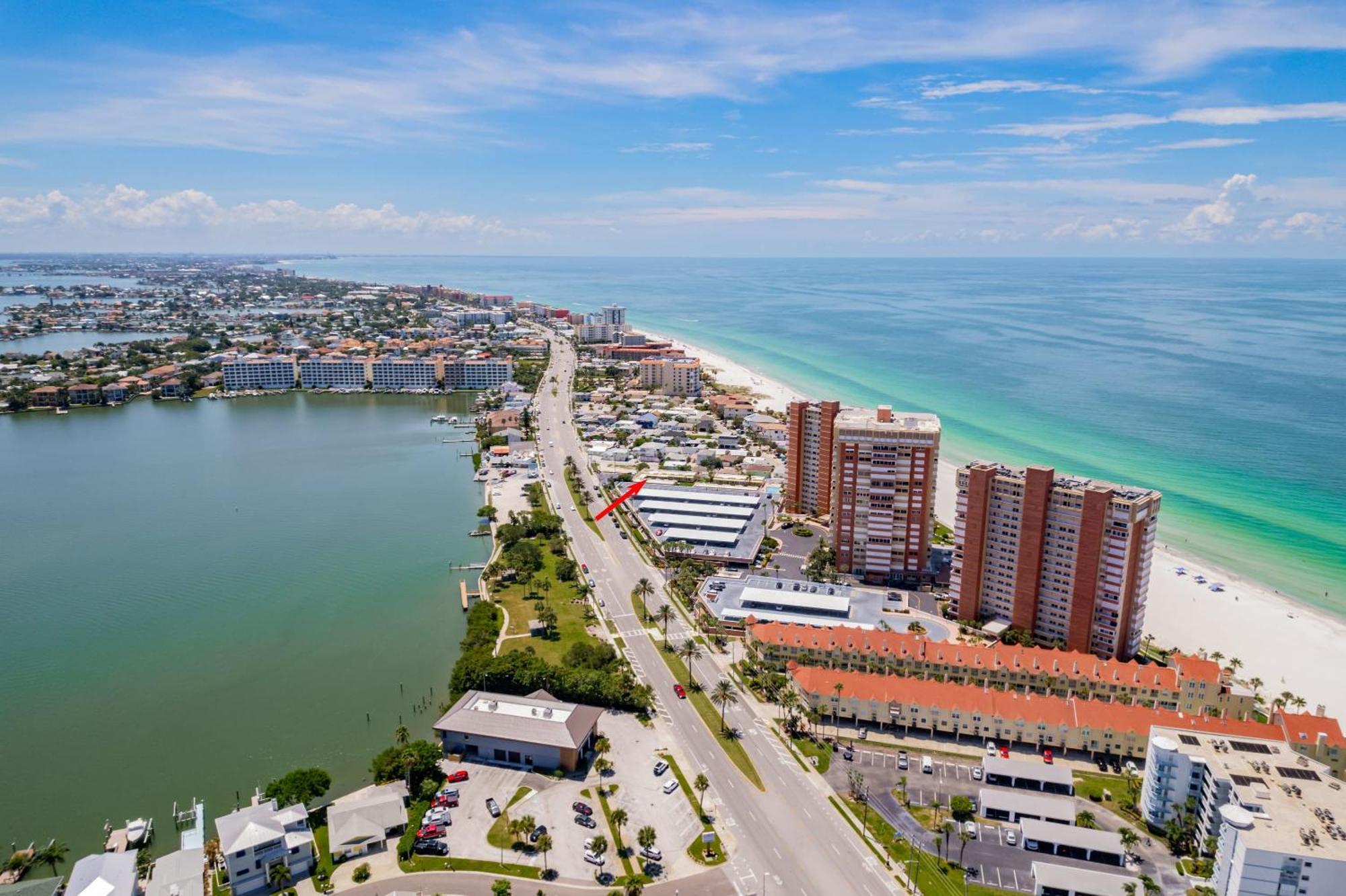 Beachside Retreat W Heated Pool St. Pete Beach Exterior photo